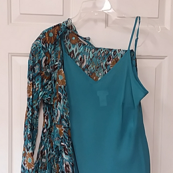 💞3/$27.❣Bundle & Save💞Kim Rogers Signature- Beautiful! Size M - Picture 7 of 8